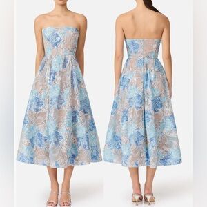 Elliatt Blue and White Floral Midi Dress